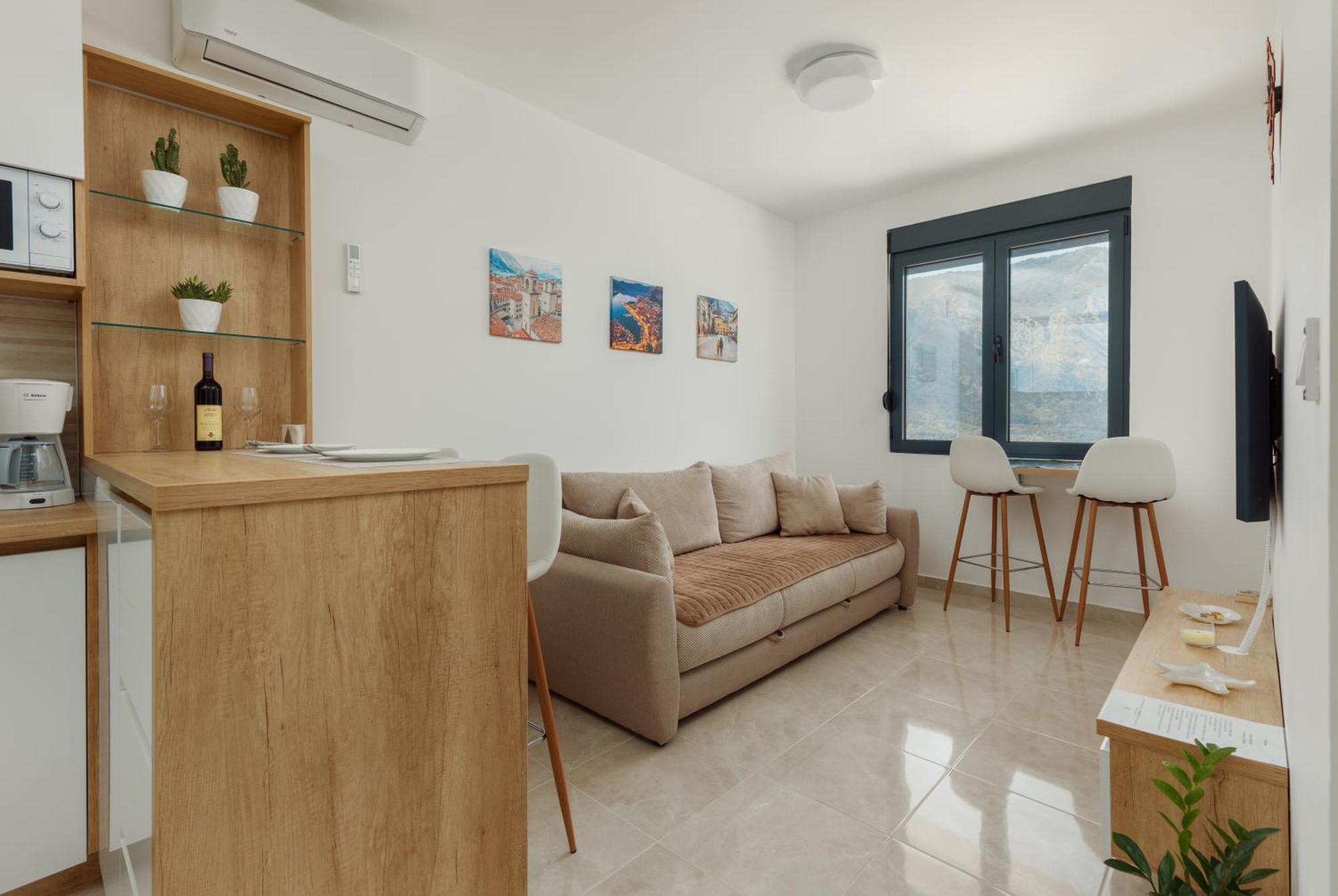 Dm Apartments Kotor Eksteriør billede